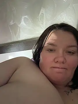 SunnyLeila2101 webcam