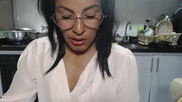 kateleyagrey webcam