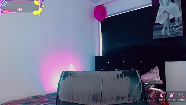 Kendall_hornyy webcam