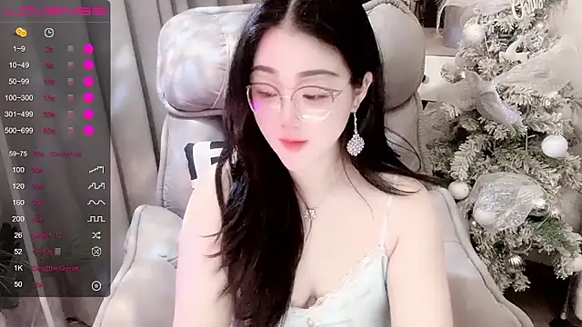 Monica-666888- webcam