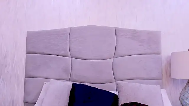CynthiaMore webcam