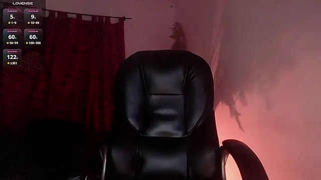 Liz_raven webcam