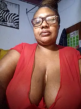 YELLOW_BONE webcam