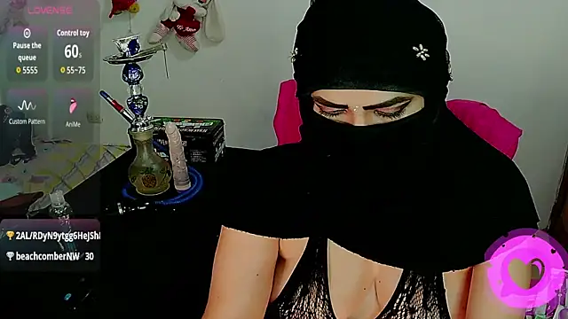 SultanaLayla webcam