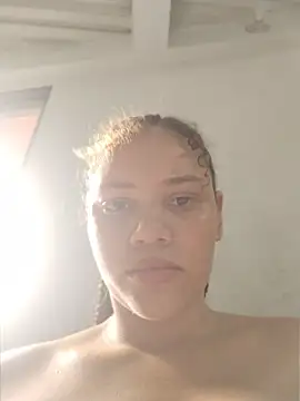PrettySquirt-PibeV webcam
