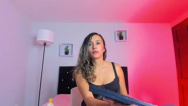 Victoria_Rose_ webcam
