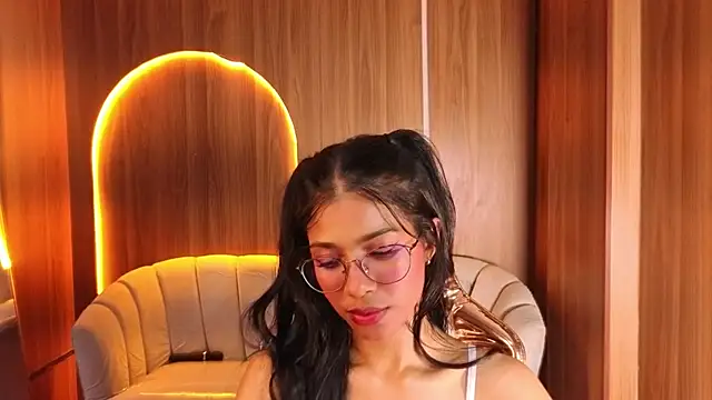 Alina_b_ webcam