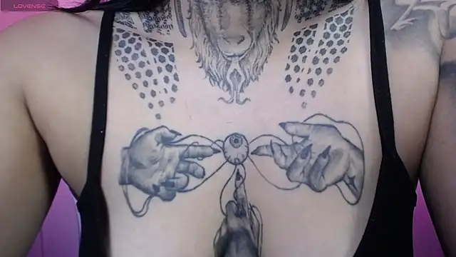 Adri_tatto_7 webcam