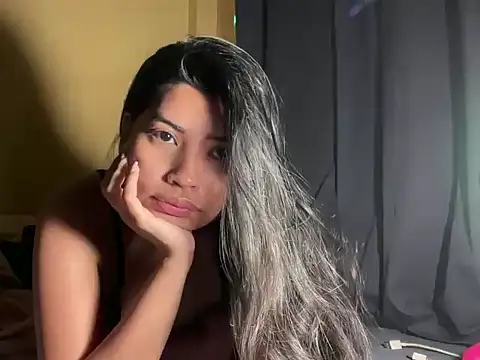 zafarina_18 webcam