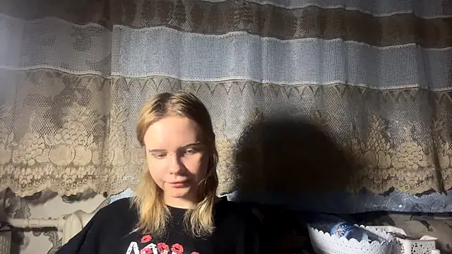 KrystenHoye webcam