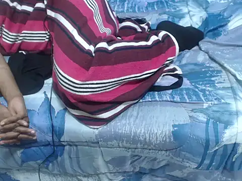 SexySlimBabeX webcam