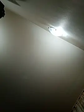 Virgin_Pussy_Love webcam