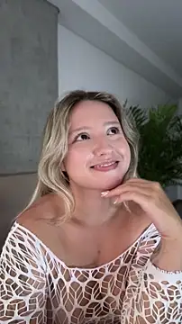 MiaPetit_ webcam
