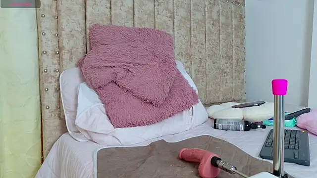 EmiilyEvans_ webcam