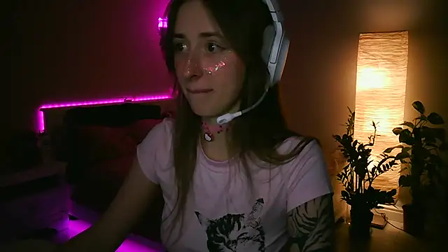 she_tora69 webcam