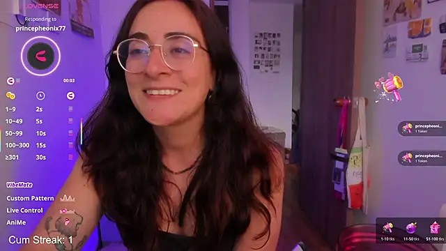 linda_giggle webcam
