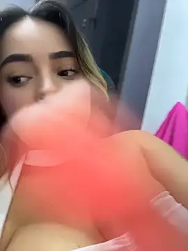 Antonella_Julieta webcam