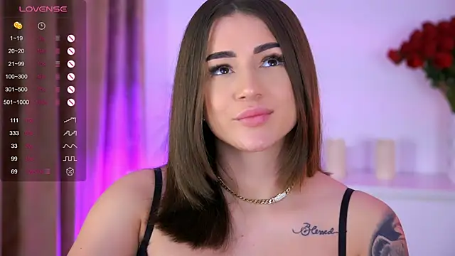 AishaSins webcam