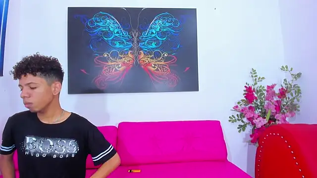 Spicy_guys webcam