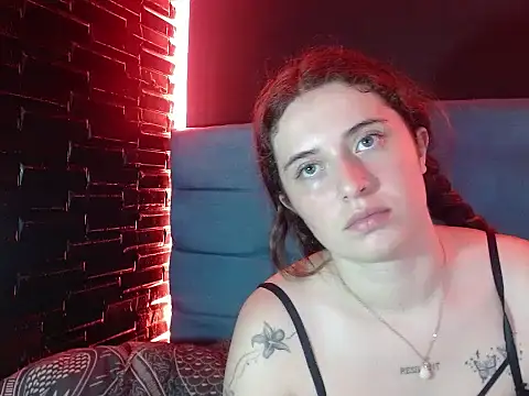 Cherry_Boom18 webcam