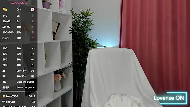 EmaBrownie webcam