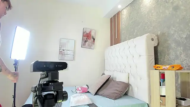 Tomy_Rox webcam