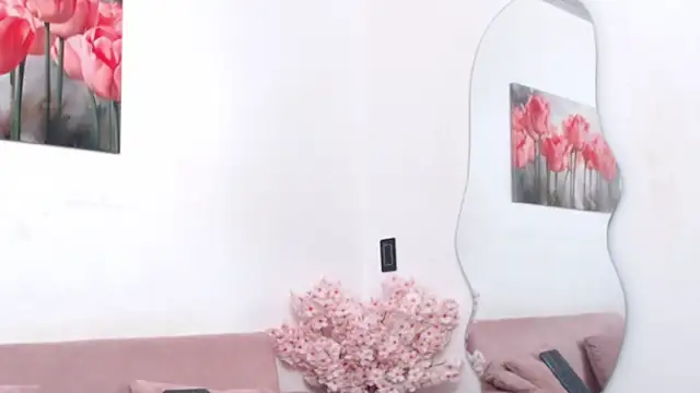 pinky_f00x webcam