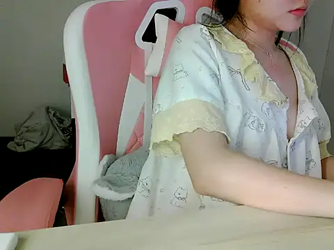 lucienguyen webcam