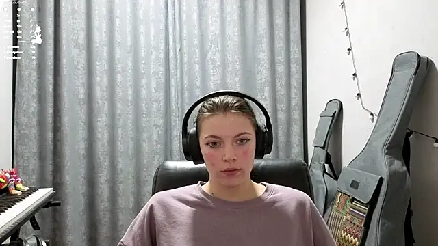 CutieAnny webcam