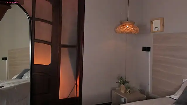 nayah__ webcam