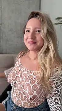 MiaPetit_ webcam