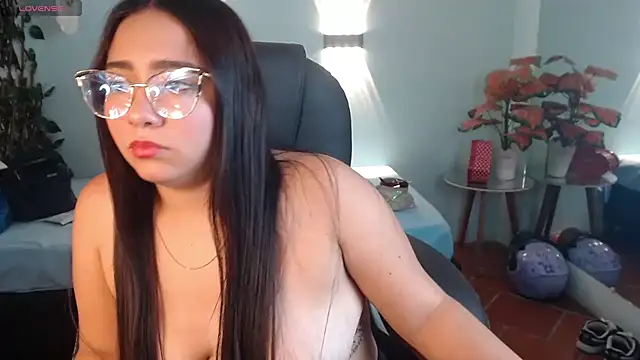 tinisweet webcam