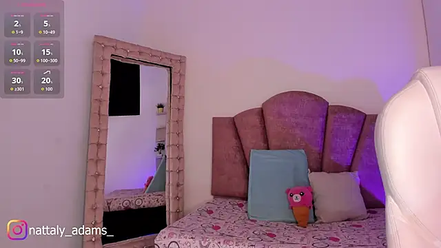 nattaly_adams webcam