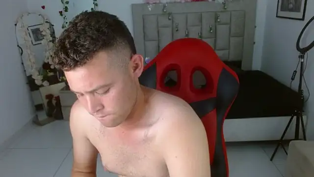 sven_fox723 webcam