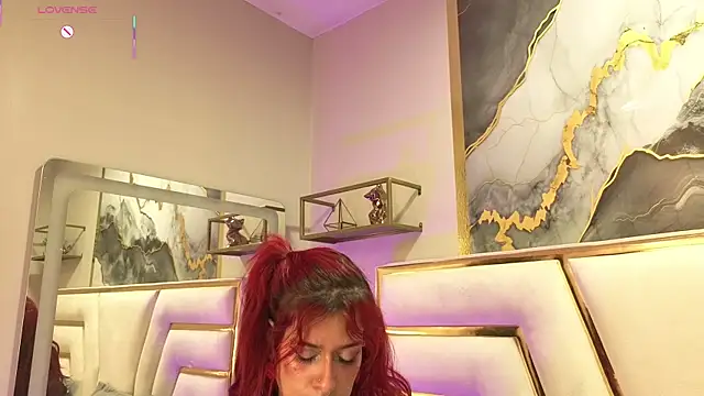 LolyYunno webcam