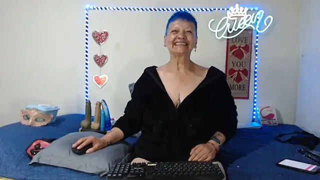 loquitaqueen011 webcam