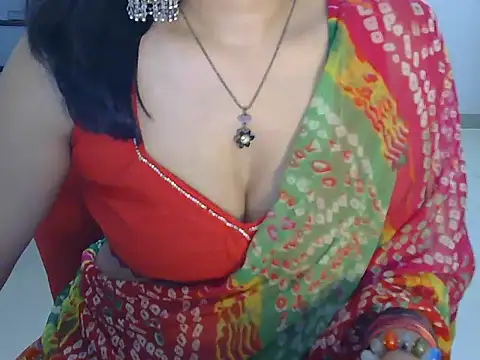 indianbae01 webcam