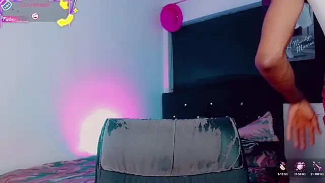 Kendall_hornyy webcam