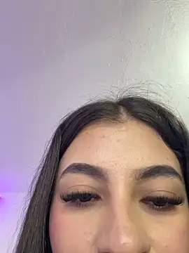 khloe_cutee webcam