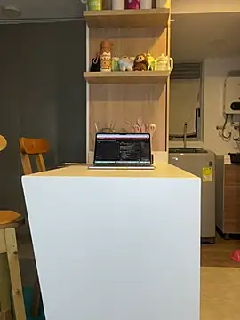 tabata_monroee webcam
