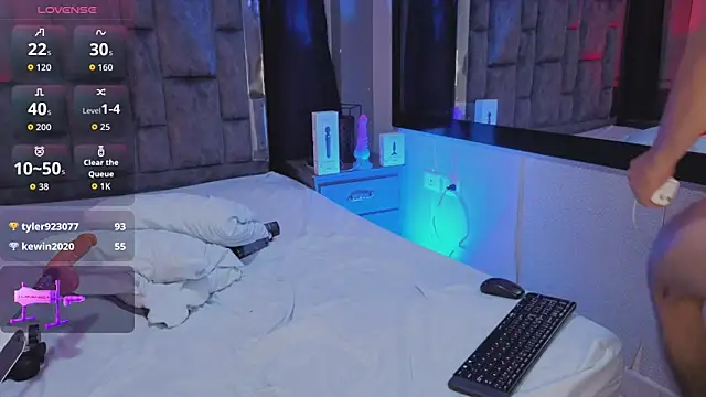 LeoMonnroe webcam