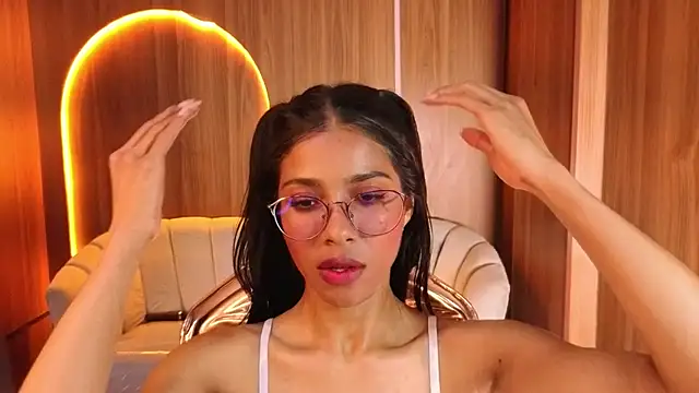 Alina_b_ webcam