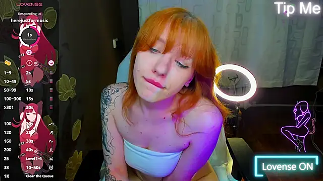 MeganNewCat webcam