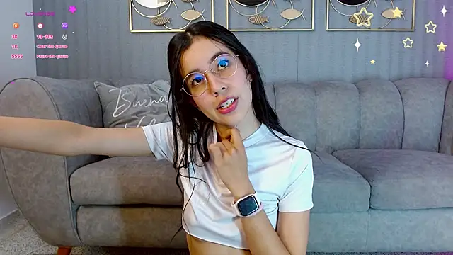 laraa_jeean webcam