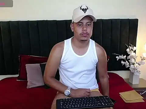 noah_oliver1 webcam
