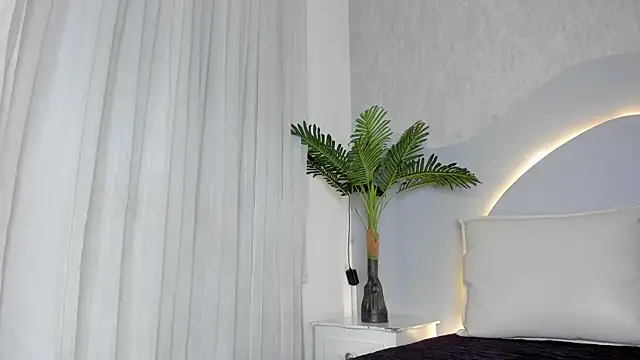 CannelaSmith webcam