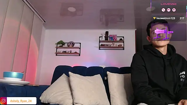 ashely_ryan24 webcam