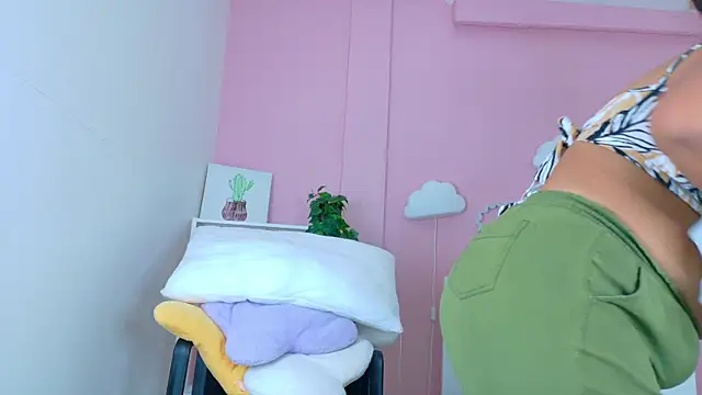 SeleneGibson__ webcam