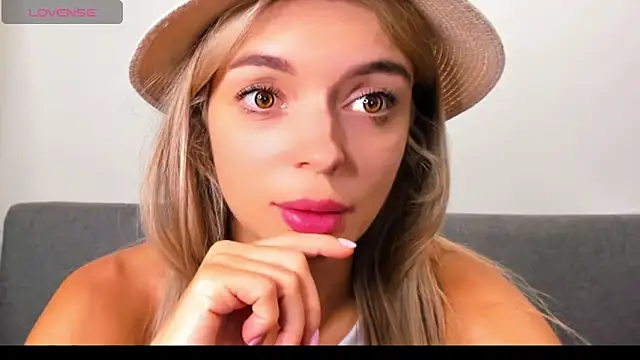 _ellen_meow_ webcam