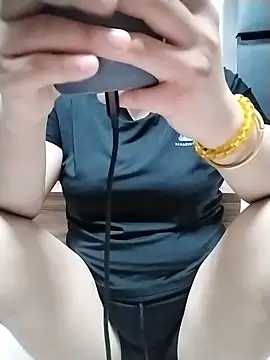 Girl_lovebaby webcam